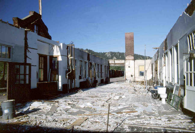 Garrison depot. 640 x 442