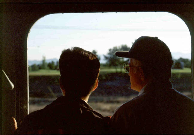 2000 NPRHA excursion train. Vestible seating. 640 x 450